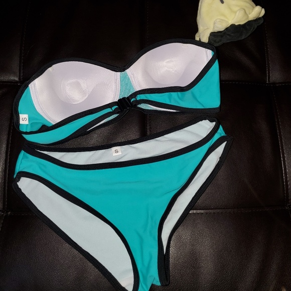 Mint Blue Color Block Bikini Swimsuit - Picture 3 of 6